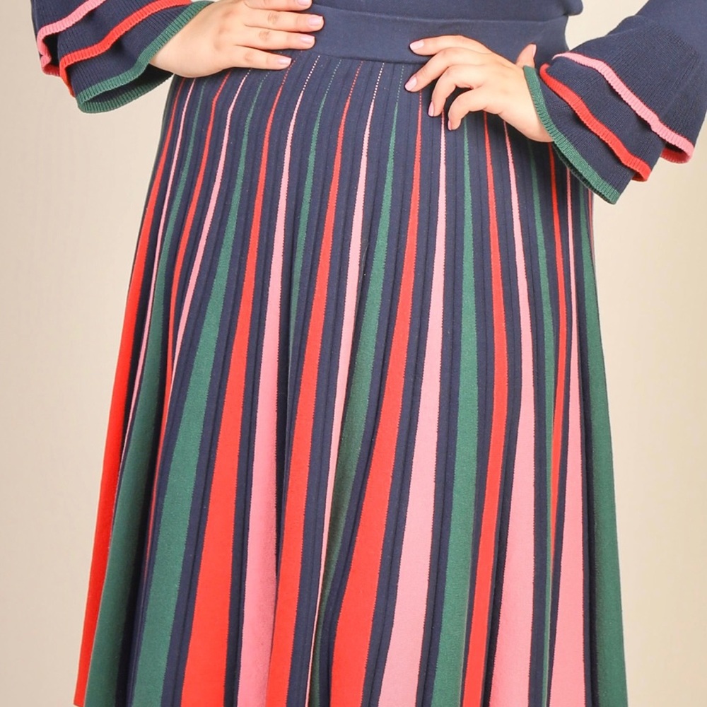 NWT Skies Are Blue Plus Size Navy Blue Knit Multicolored Pleated Midi Skirt - Picture 2 of 5